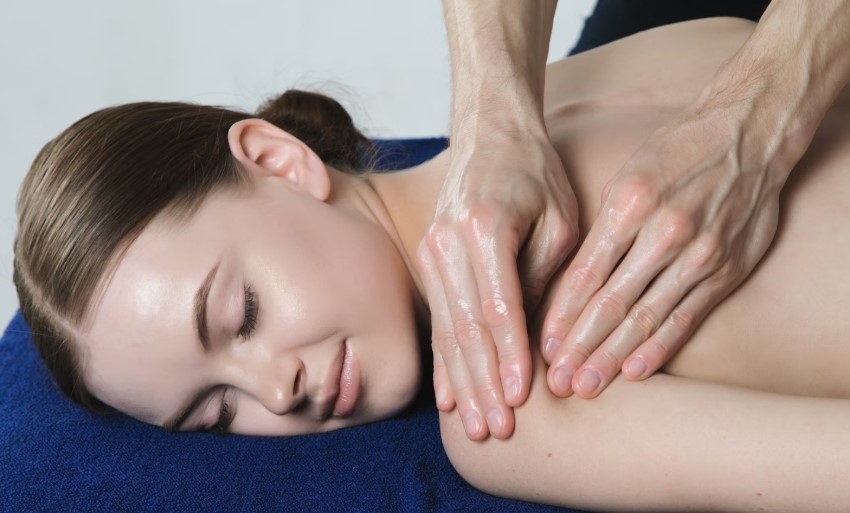 Best Hospitals In Kolkata For Back Pain Treatment.jpg